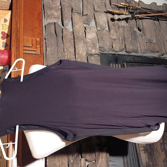 Top - Picture 3 of 3